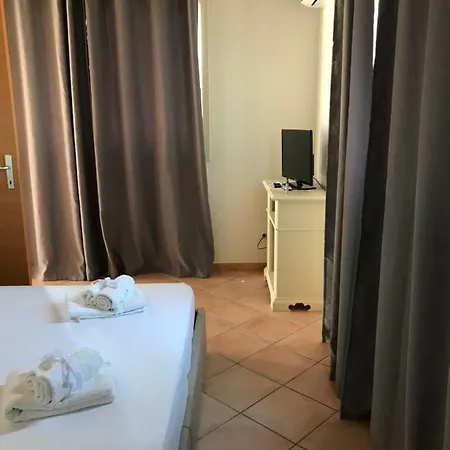 בית נופש Hideaway *